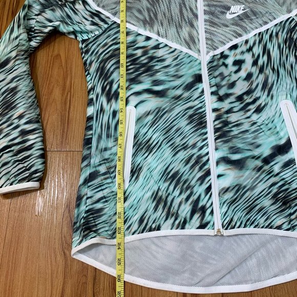 Nike Tech Hyperfuse Windrunner Jacket Light Aqua - Picture 12 of 14